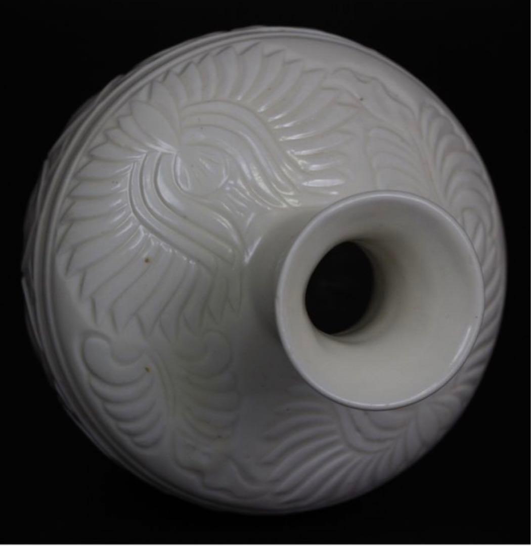 送料無料　定州白磁陰刻蓮弁花瓶　中国古玩
