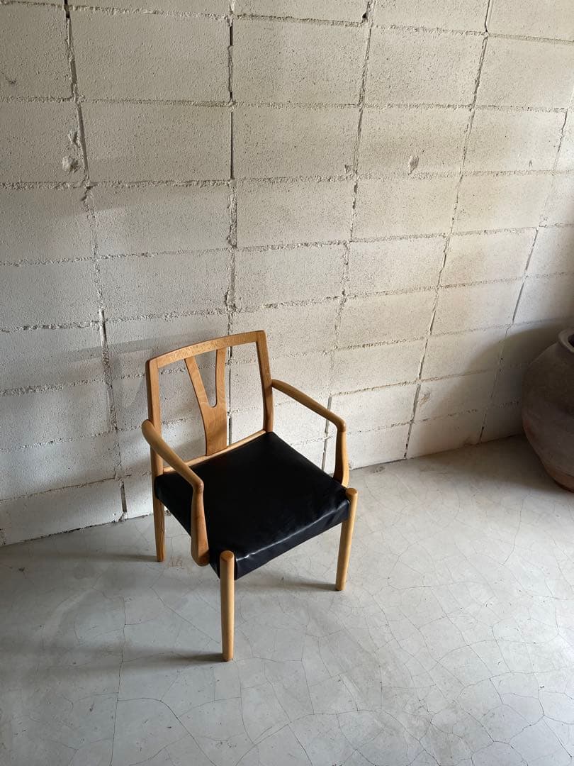 ビンテージ　本革レザー　アームチェア　ダイニングチェア