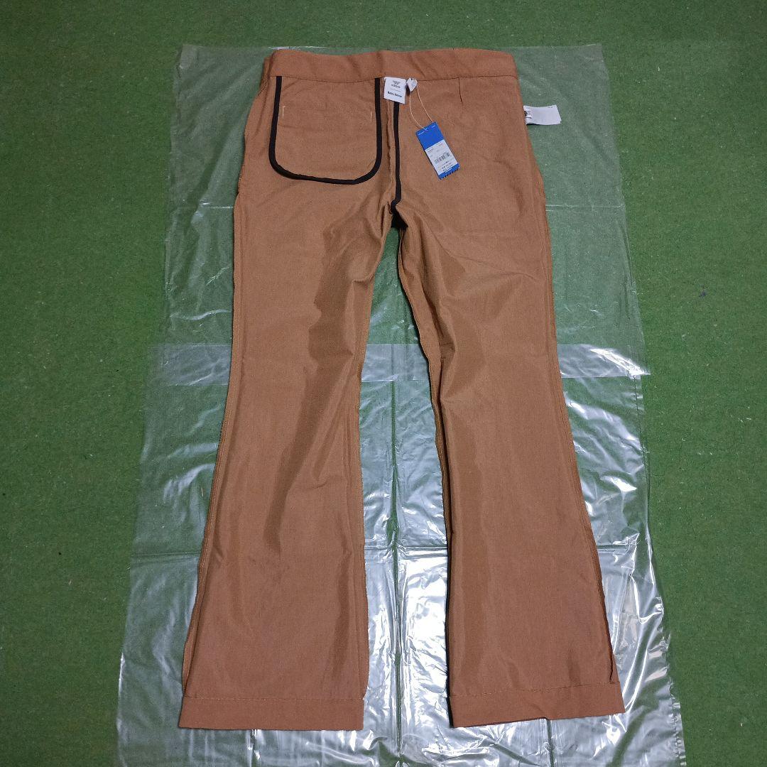 adidasオリジナルス：ウェルズボナー、カジュアルチノパン