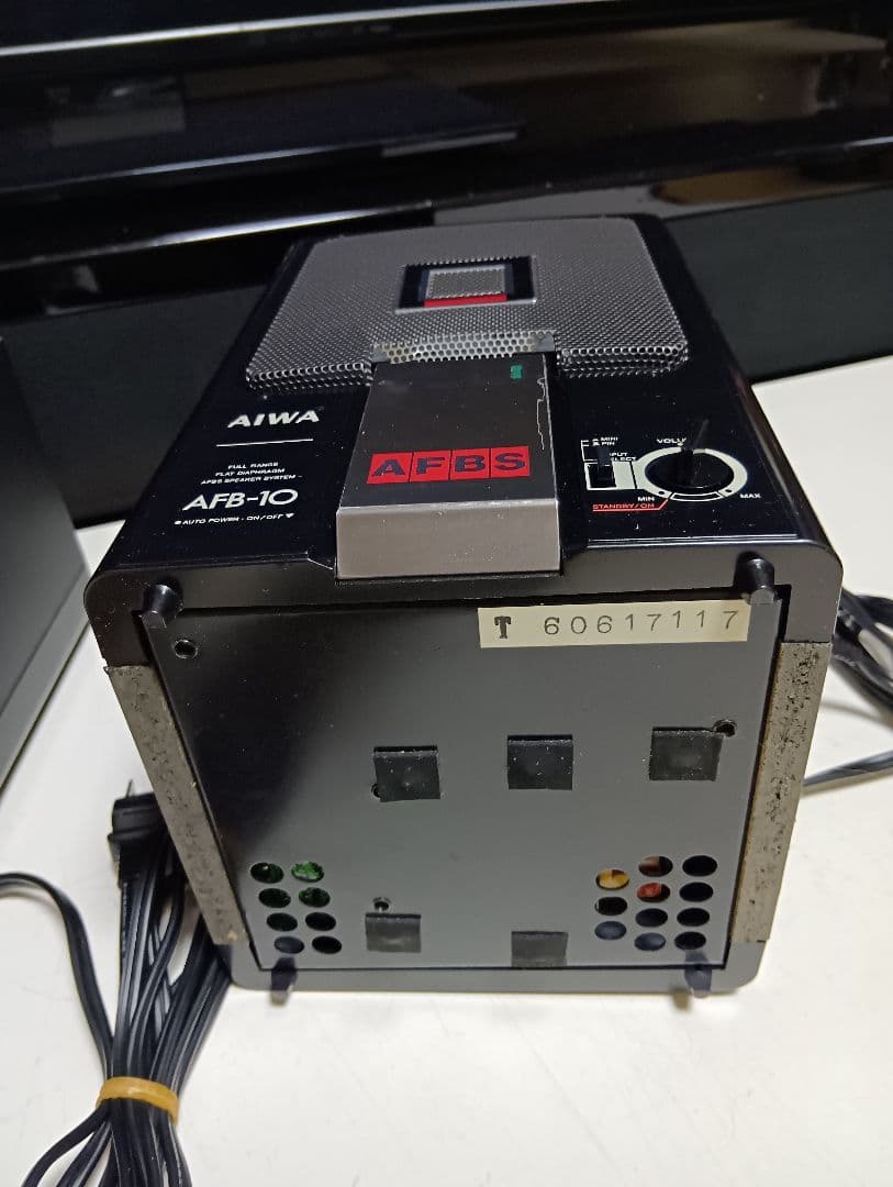 1980's　AIWA アイワ AFB-10 ペア スピーカー アンプ内蔵