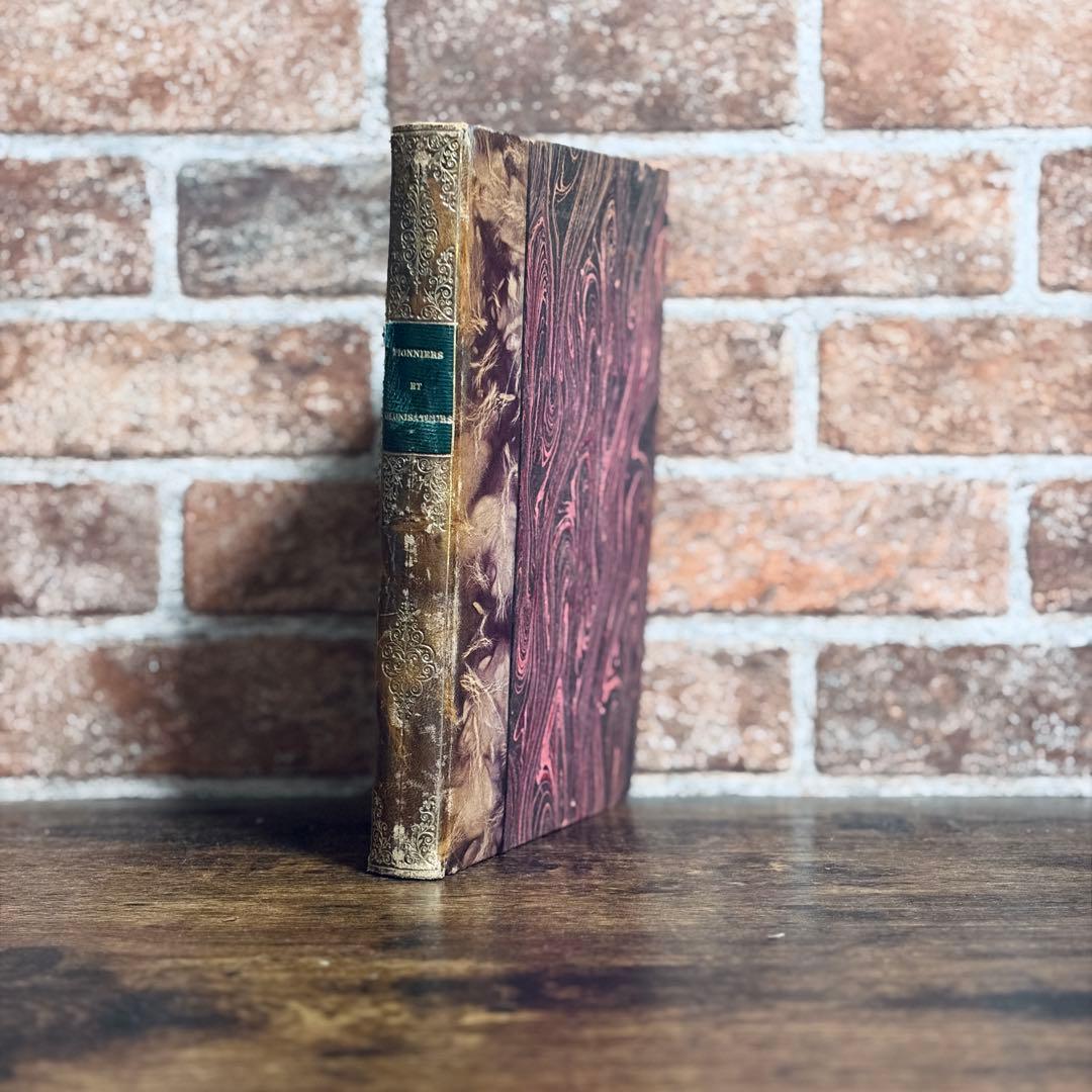 古い革装丁の洋書【5set】 古書　アンティーク ゴールド装飾　インテリア