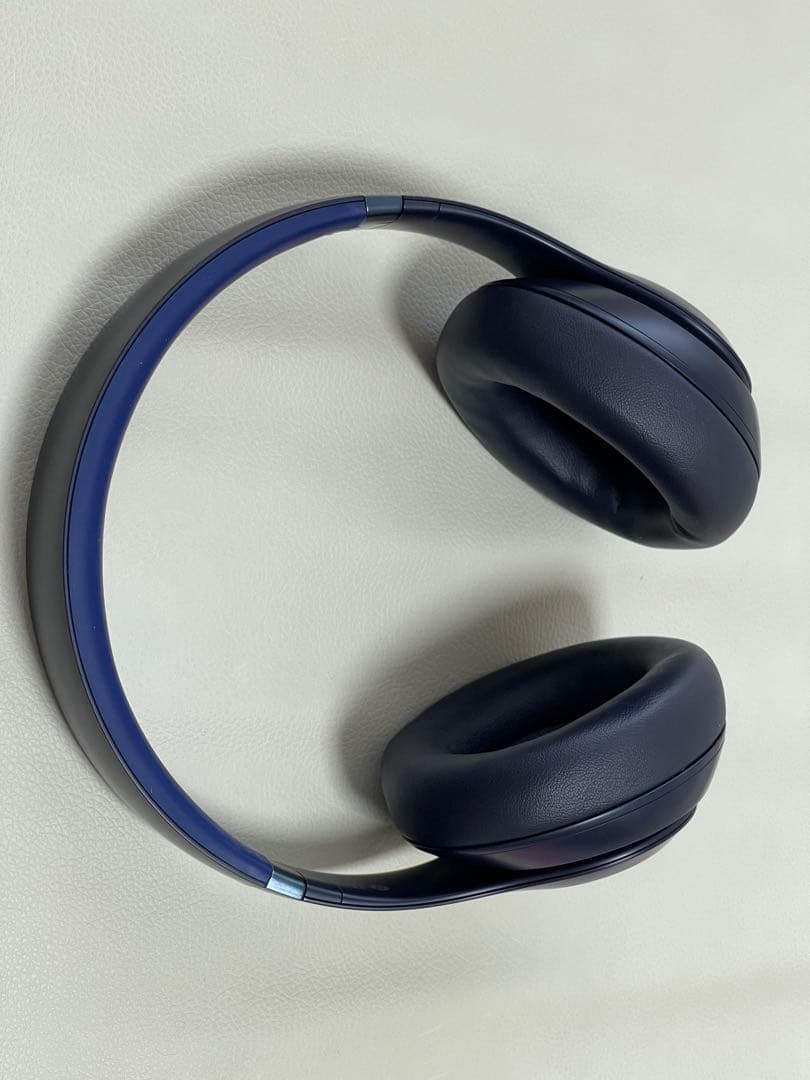 Beats Studio Pro ネイビー