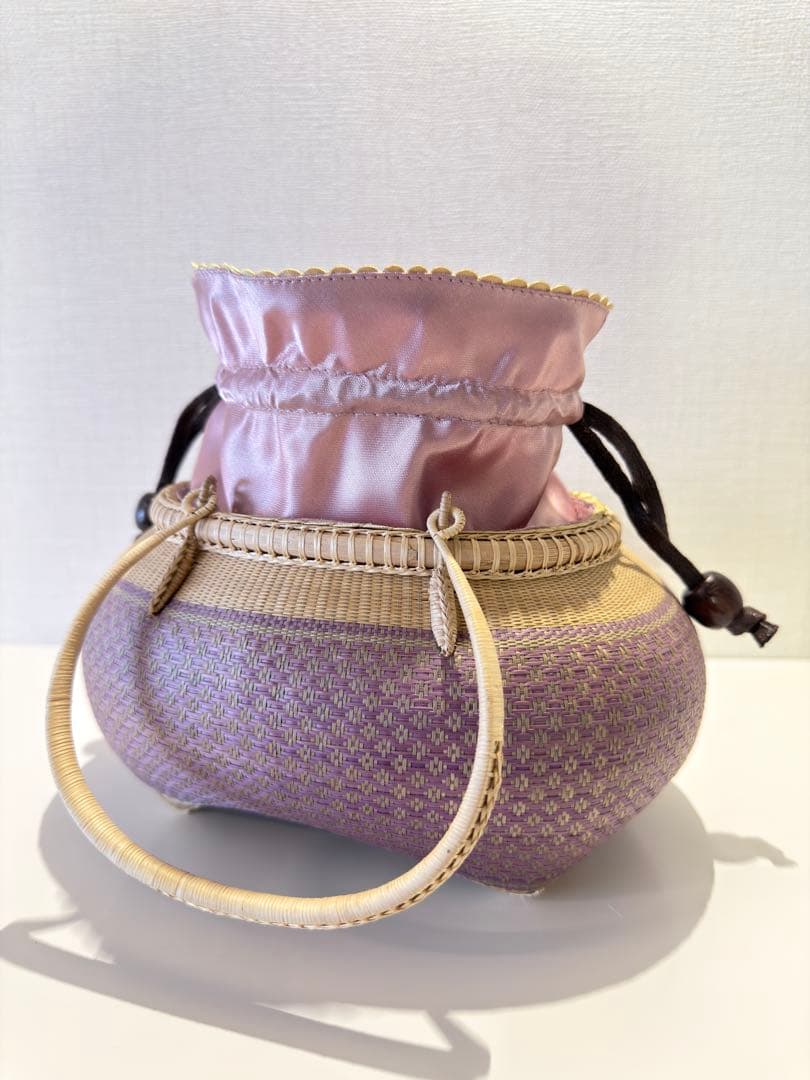 新品　桃色　春　プラニー工房　タイ王室御用達　竹　かごバック