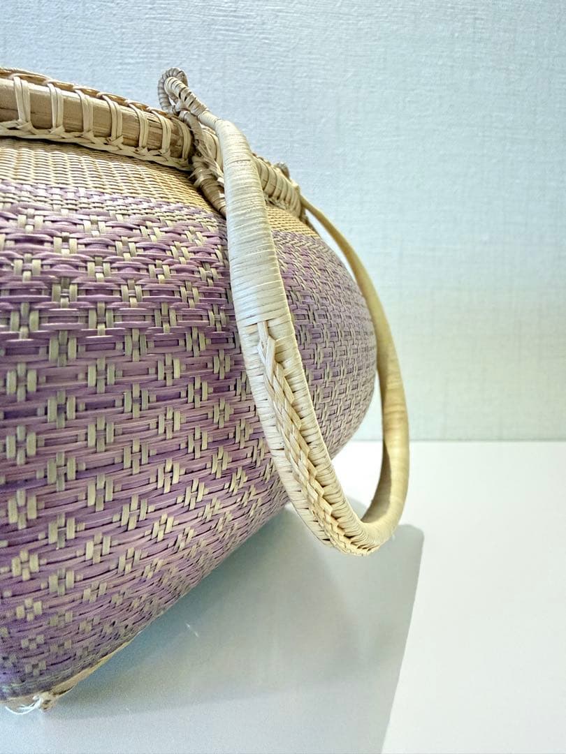 新品　桃色　春　プラニー工房　タイ王室御用達　竹　かごバック