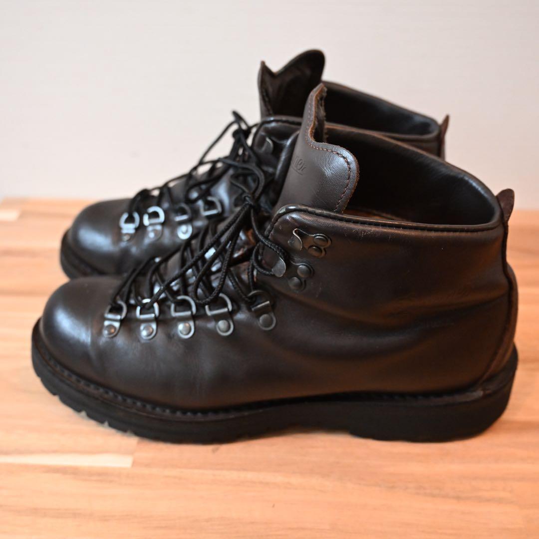 定価74800円danner ダナー マウンテンライト91/2 28.5