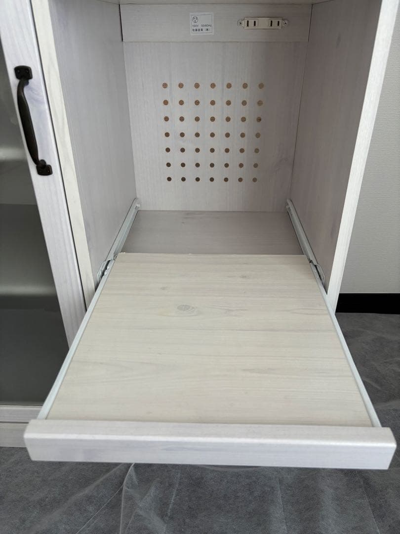 【値下げしました！】佐藤産業　キッチンボード　レンジボード　レンジ台　食器棚　白