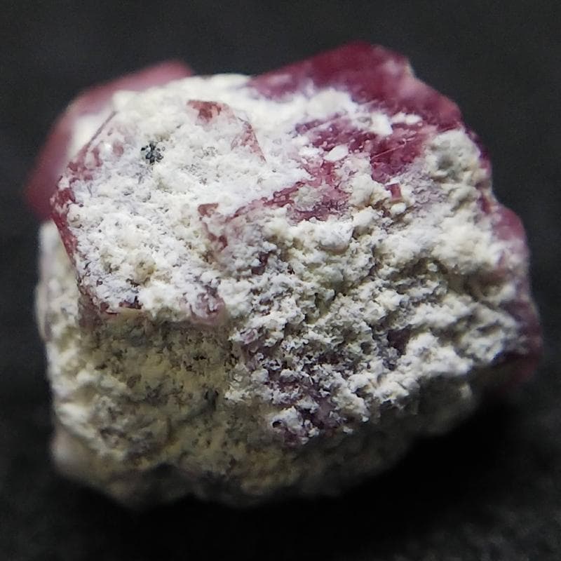 307 クラスター レッドベリル ビクスバイト レッドエメラルド 標本