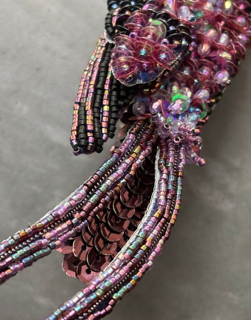 【サンコウチョウ】ビーズ刺繍ブローチバッグチャーム