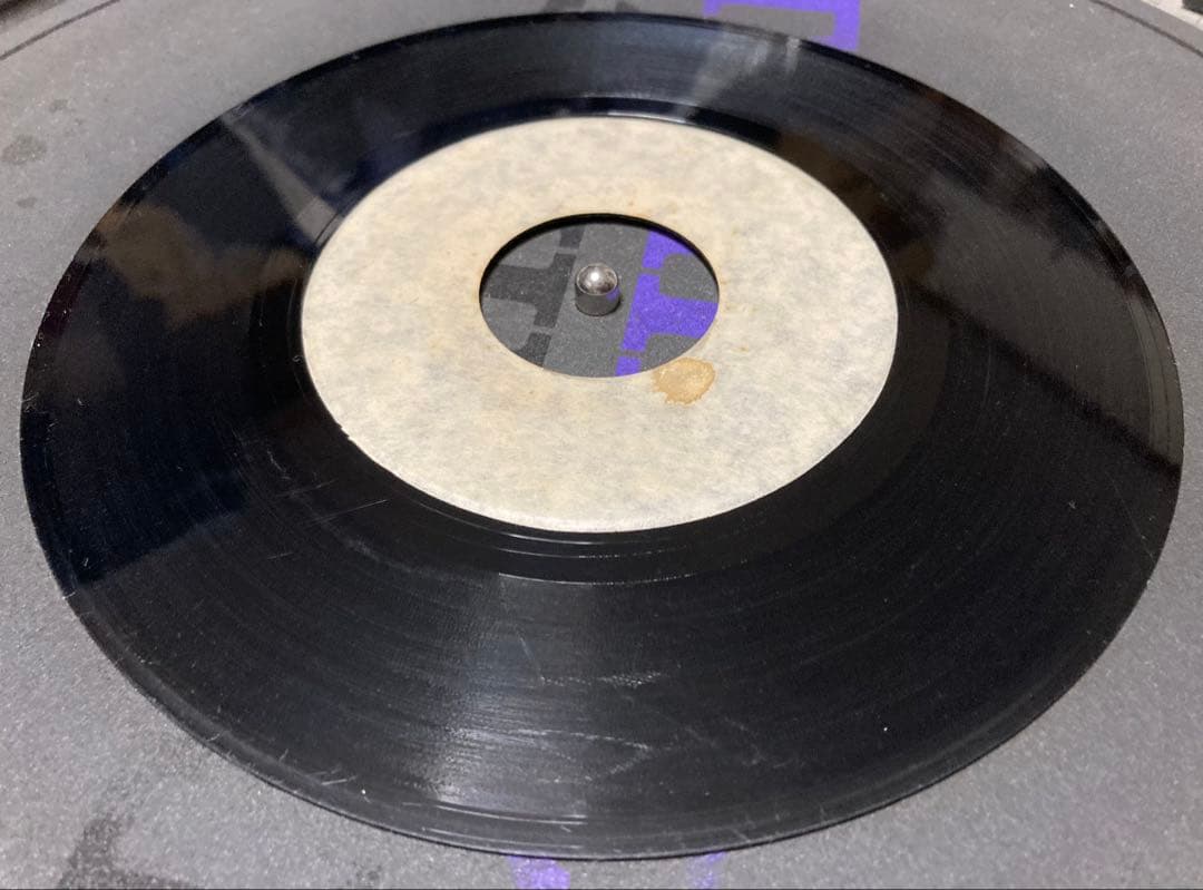 【JDI】Make Yourself Comfortable /Hot Nosh