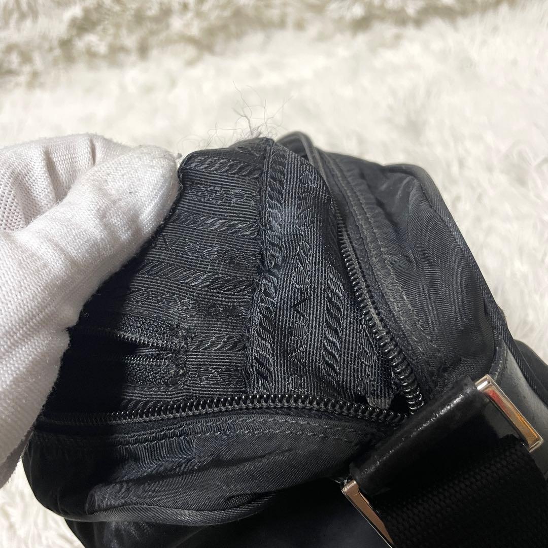 【良品】PRADA プラダ　カメラバッグ　ショルダー　ナイロン　レザー　ブラック