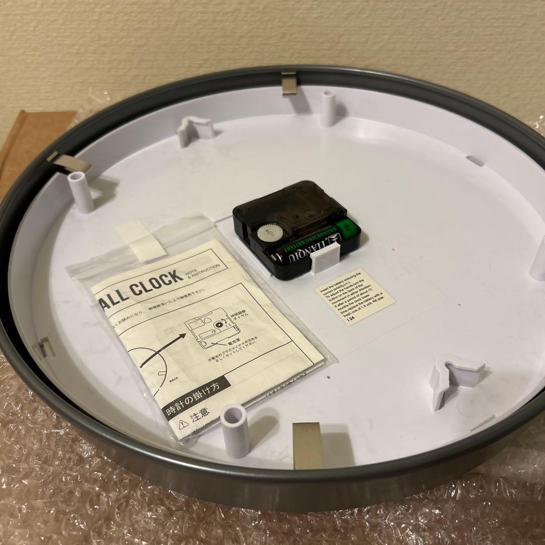 E.A.COMBS 壁掛時計　鉛色　シルバー　クロック　保証書　レシート　付き