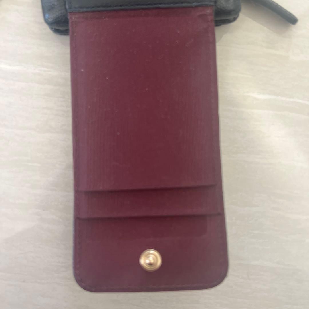 シャネルフォンケースショルダーキャビアスキン