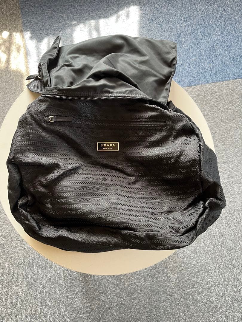 PRADA プラダ ショルダーバッグ メッセンジャー 斜め掛け可 ナイロン 黒