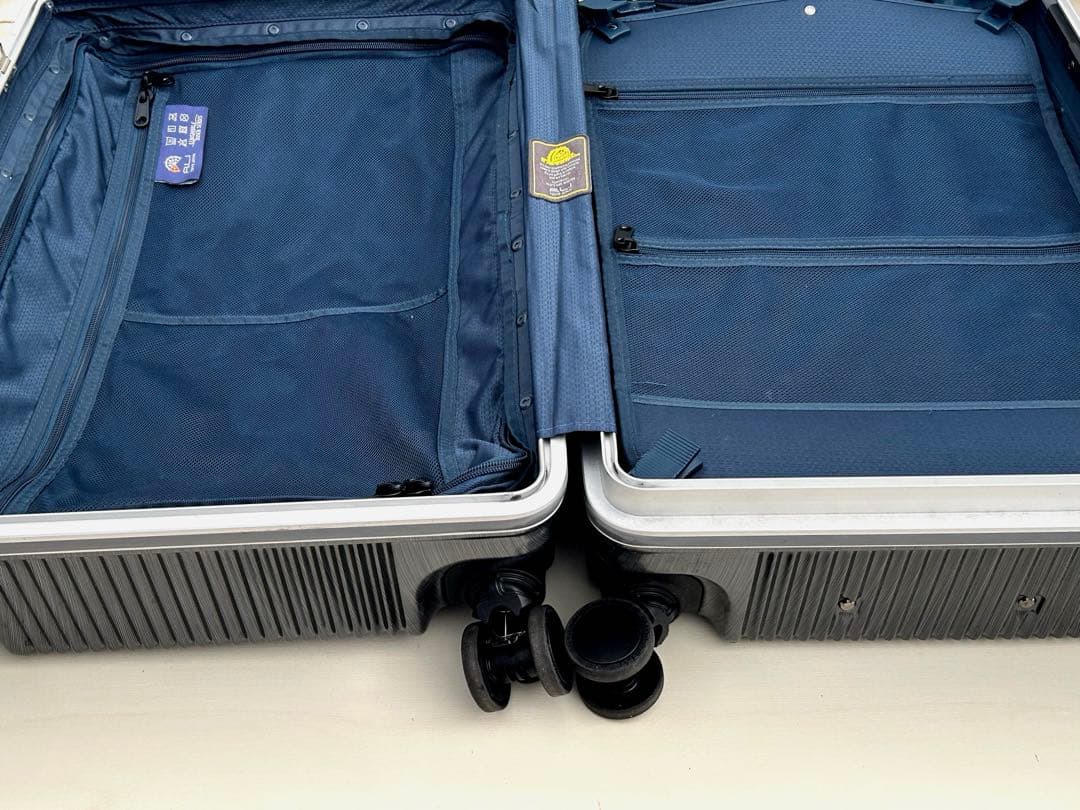 【美品】A.L.Iスーツケース 【TRIPLAYER】 56 L