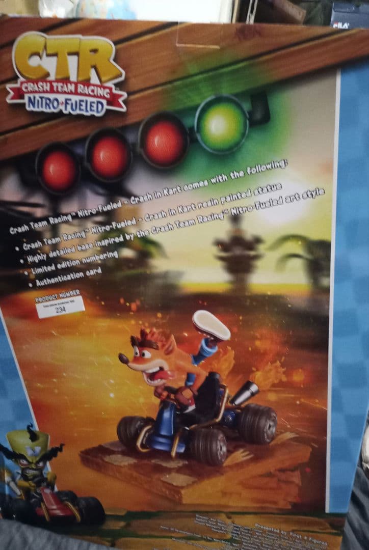 クラッシュ・バンディクー レーシング ブッとびニトロ! 　 スタチュー カート