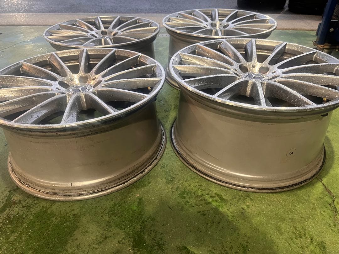 メルセデスベンツ　SクラスAMG純正ホイール　20インチ