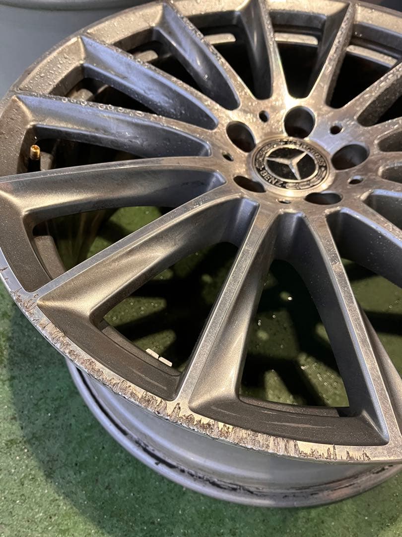メルセデスベンツ　SクラスAMG純正ホイール　20インチ
