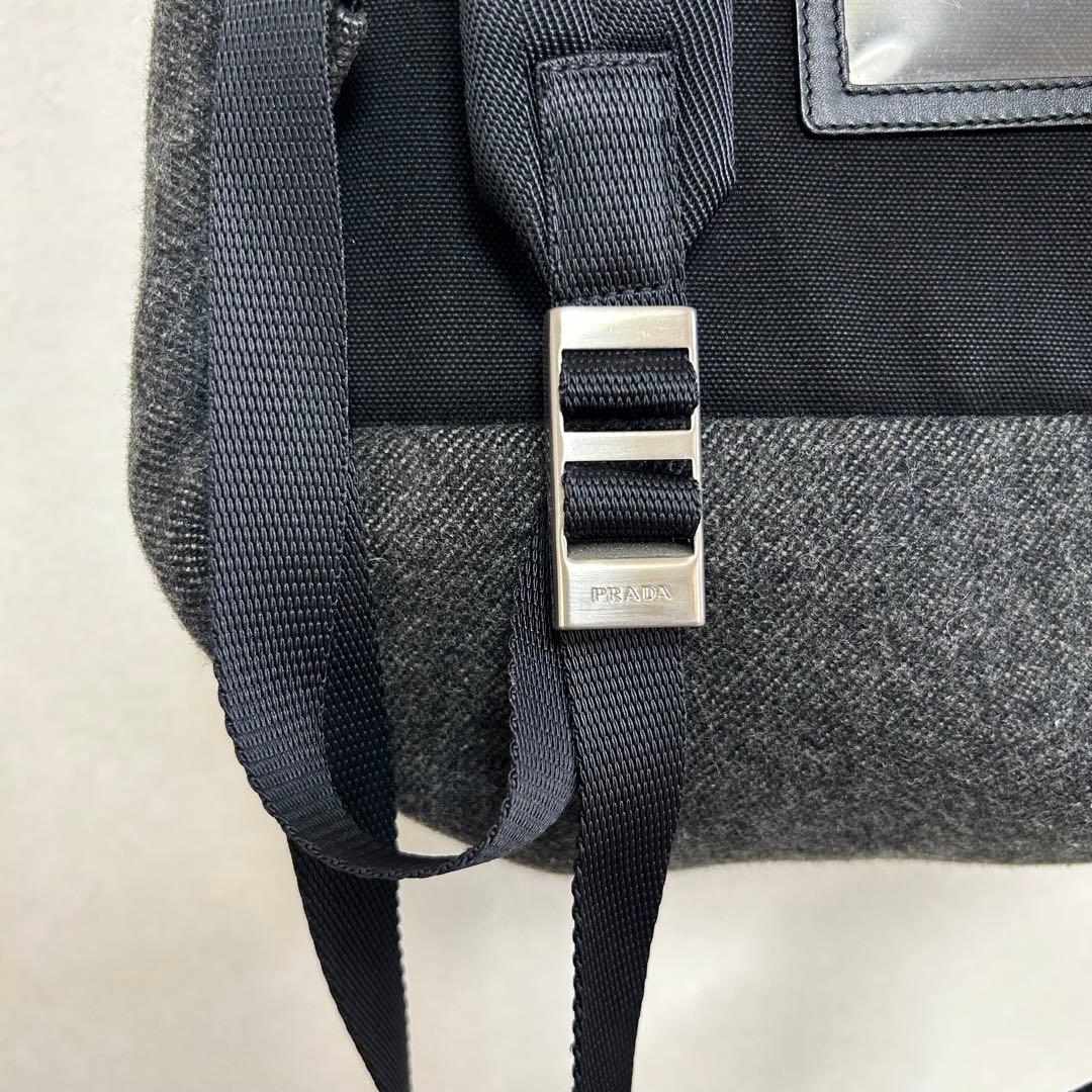プラダ PRADA V135 初期型 フェルト 希少 三角プレート バックパック