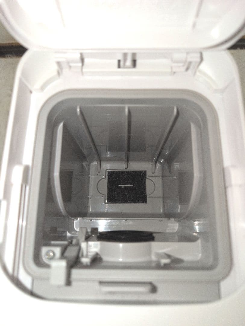 パナソニック MC-NS10K 2023年 掃除機 コードレス　純正紙パック付き