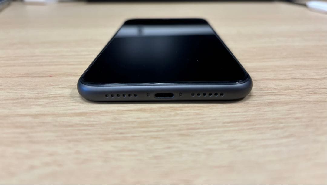 iPhone 11 ブラック（black） 黒　256GB 美品