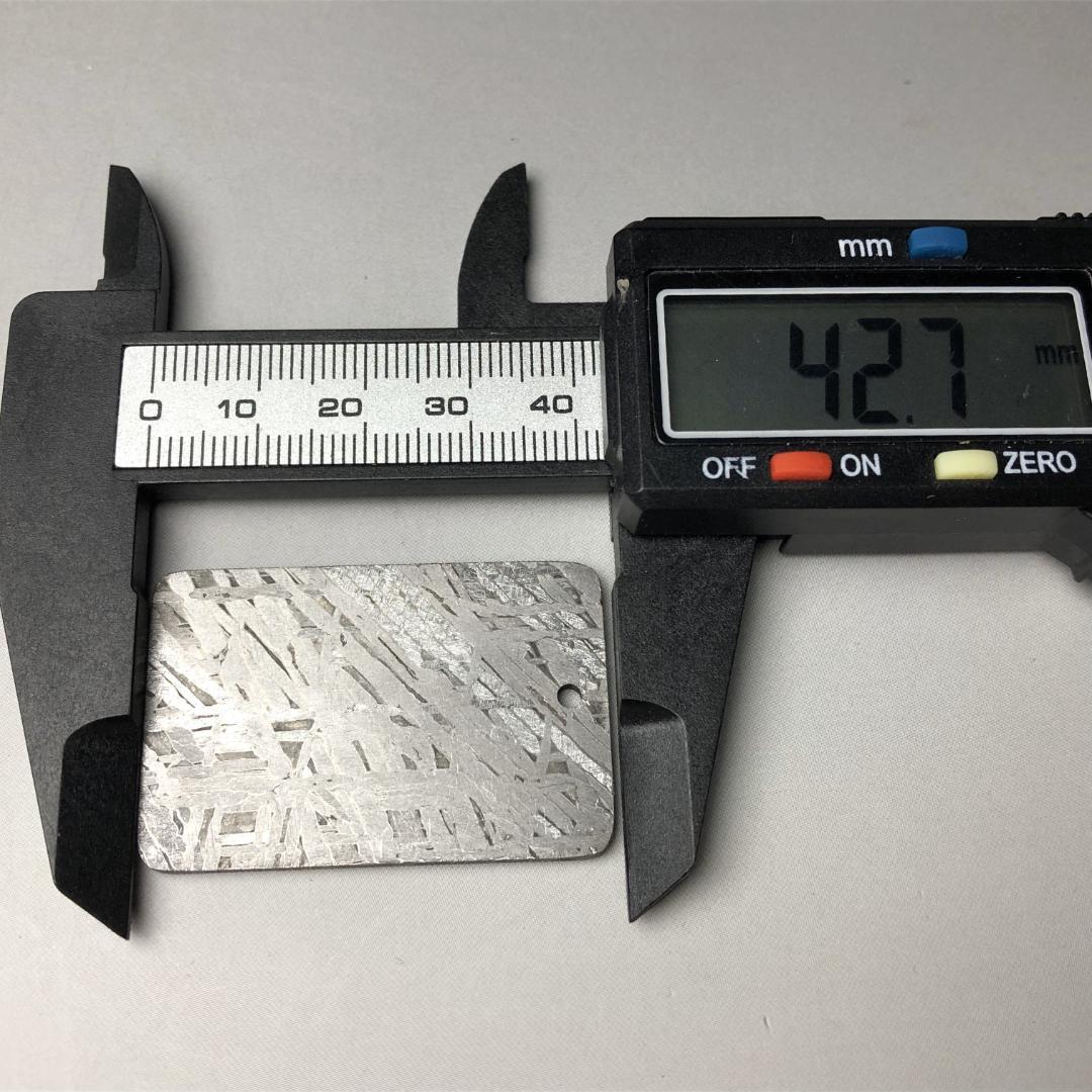 アルタイ隕石　 鉄隕石　メテオライト　ペンダントトップ　重さ約22ｇ