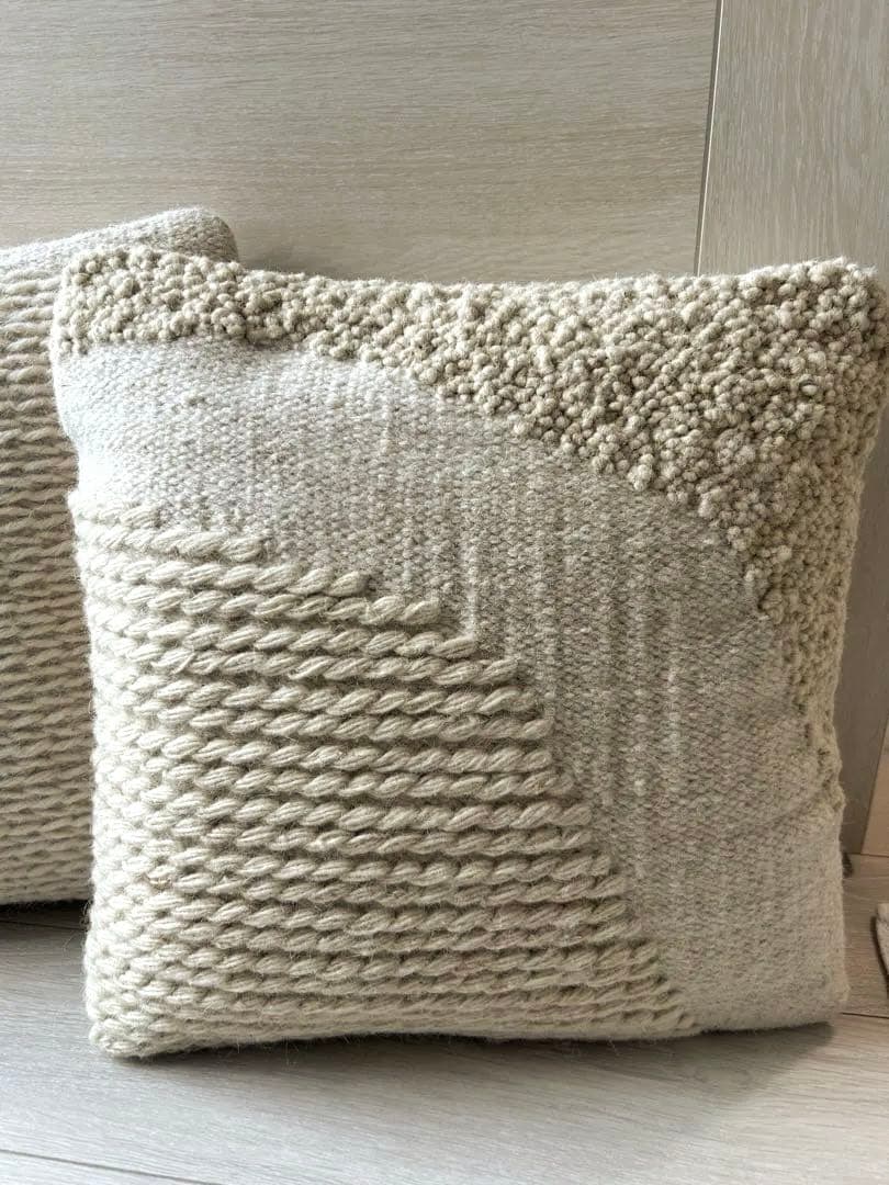 極美品 リセノ ウーリッシュ クッションカバー ウール ナチュラル 幾何学模様