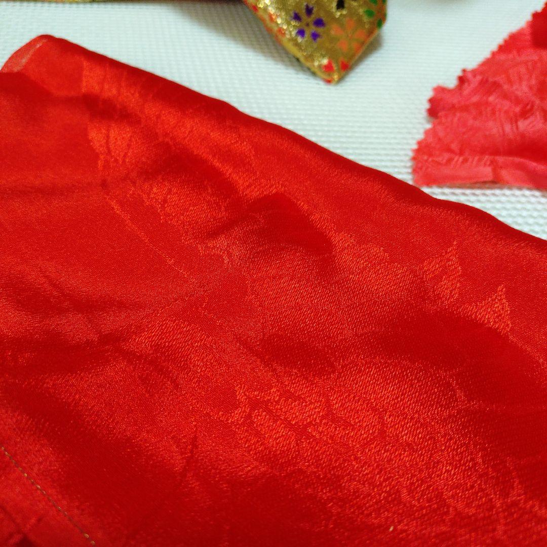 七五三用 赤と黒の華やかな衣装