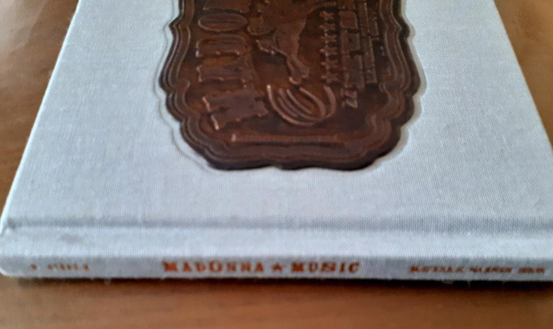 マドンナ　MUSIC　限定盤 US盤 特殊パッケージ仕様CDアルバム グレー版