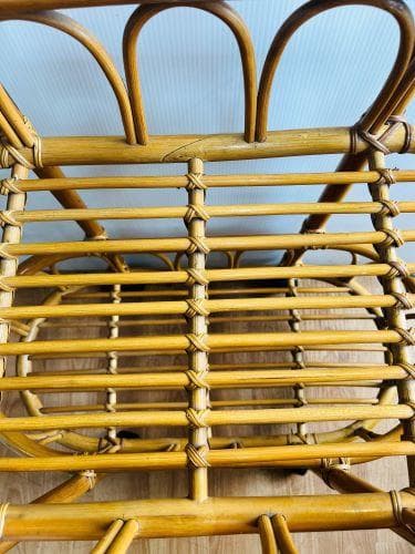 J【中古品】ラタン 籐 キャスター付ラック 2段　移動もラクラクです。