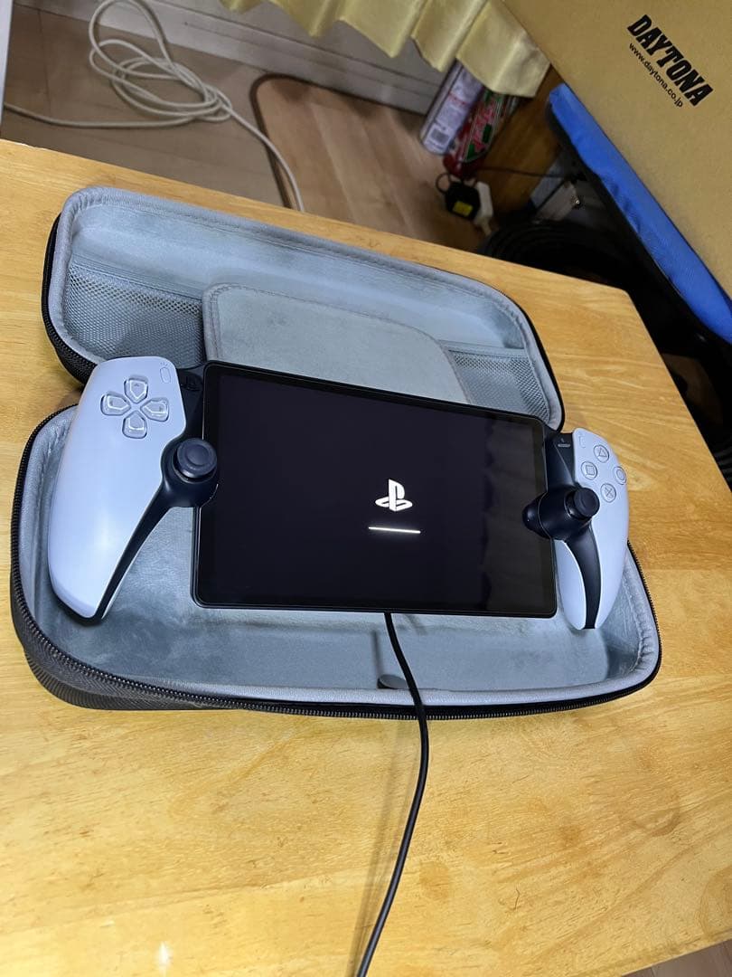 PlayStation Portal PSポータル　CFIJ-18000ケース有