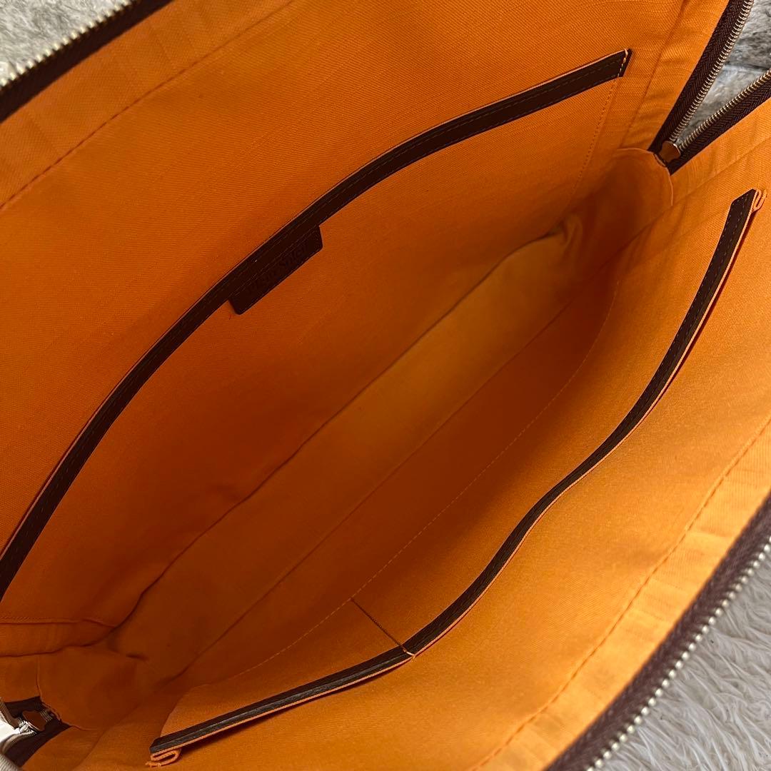 【美品】ソメスサドル　伊勢丹メンズコラボ　レザー　ブリーフケース　A4収納可能