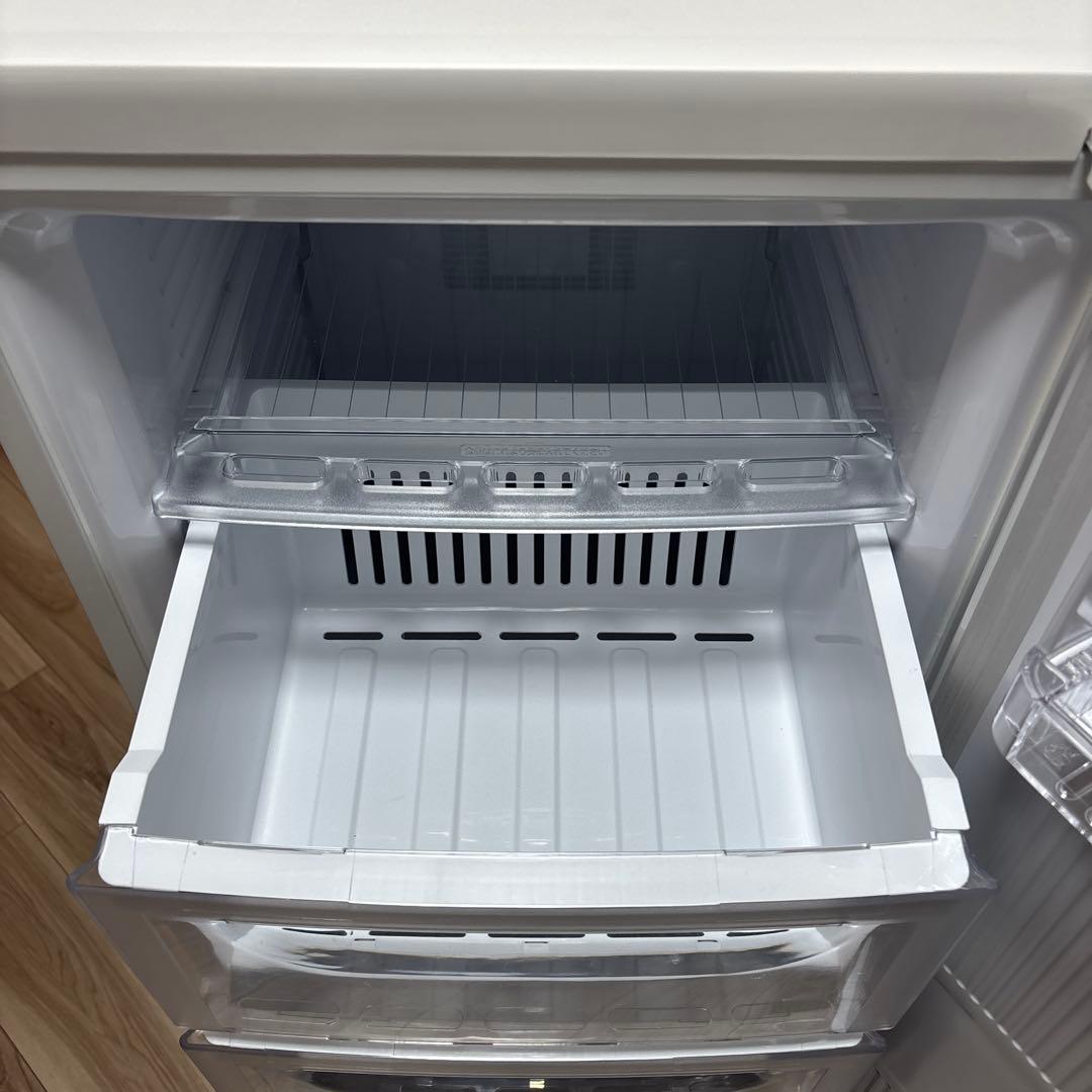 MITSUBISHI ノンフロン冷凍庫 MF-U12F-W 2021年製